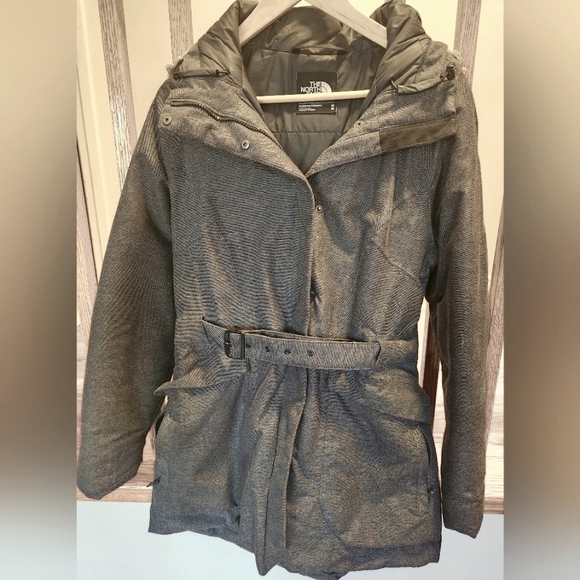 North Face Parka - Picture 1 of 4